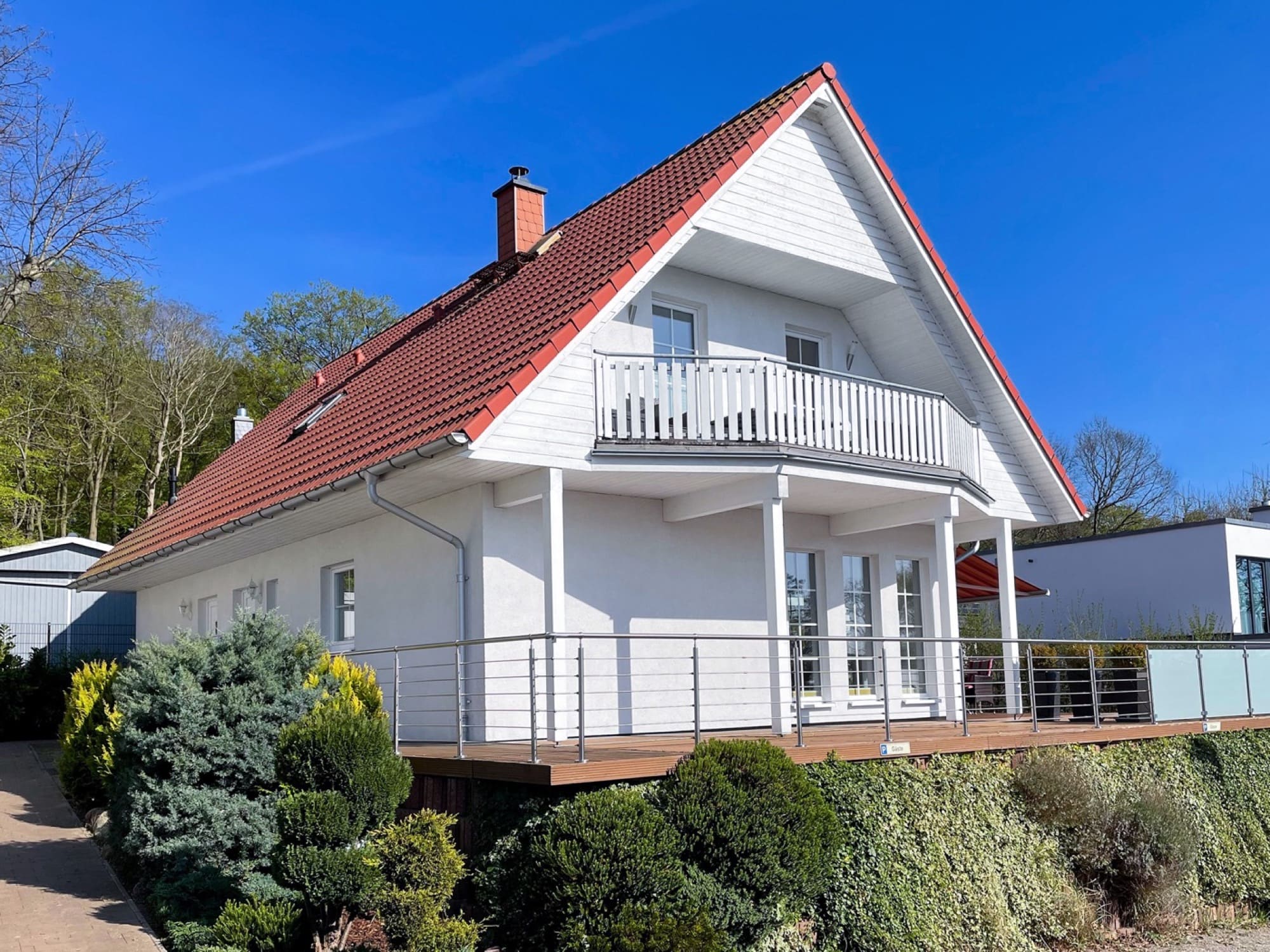 Ferienhaus Ostseeperle mit Terrasse und Balkon